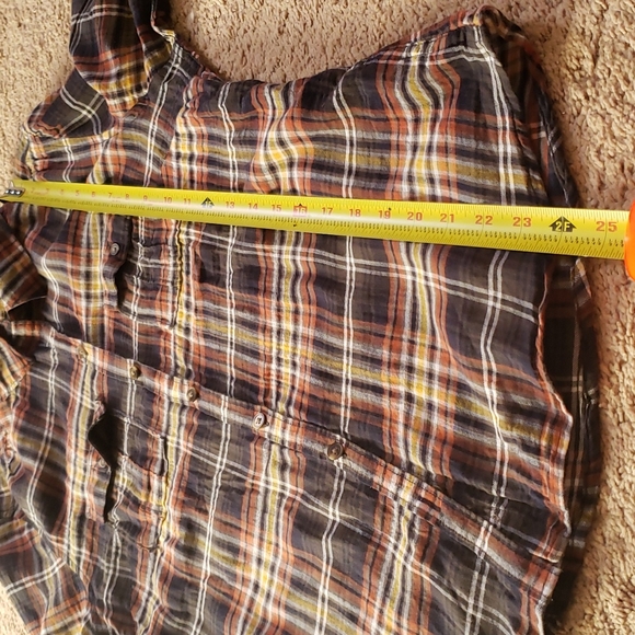 Light wt plaid button down szM - Picture 4 of 9
